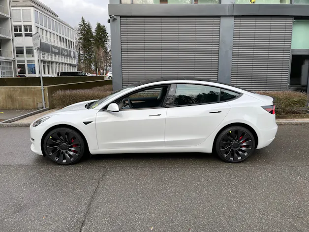 Tesla Model 3 Performance Dual Motor AWD