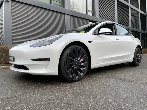 Tesla Model 3 Performance Dual Motor AWD
