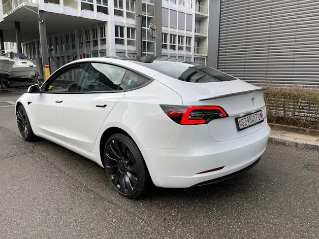 Tesla Model 3 Performance Dual Motor AWD