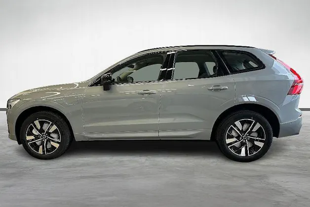 VOLVO XC60 T6 eAWD PluginHybrid Plus Dark Geartronic