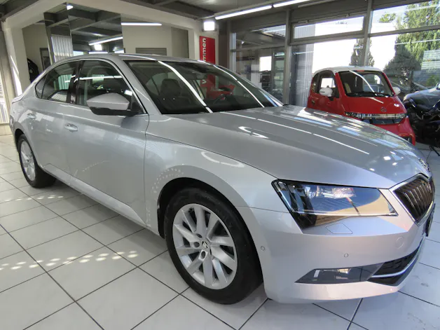 SKODA Superb 1.8 TSI Style DSG (Automat)
