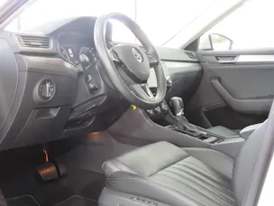 SKODA Superb 1.8 TSI Style DSG (Automat)