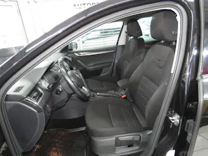 SKODA Octavia Combi 2.0 TDI Scout 4x4 DSG (Automat, AHK 1.8 t)