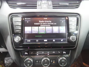 SKODA Octavia Combi 2.0 TDI Scout 4x4 DSG (Automat, AHK 1.8 t)