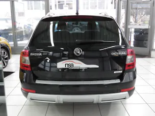 SKODA Octavia Combi 2.0 TDI Scout 4x4 DSG (Automat, AHK 1.8 t)