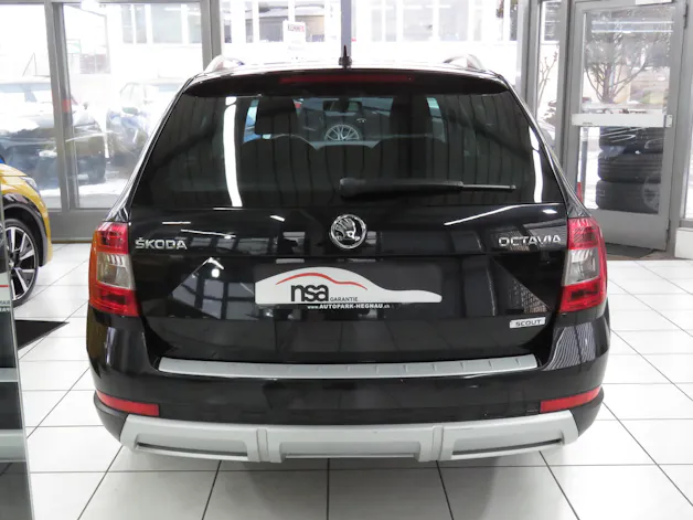 SKODA Octavia Combi 2.0 TDI Scout 4x4 DSG (Automat, AHK 1.8 t)