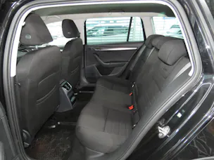 SKODA Octavia Combi 2.0 TDI Scout 4x4 DSG (Automat, AHK 1.8 t)