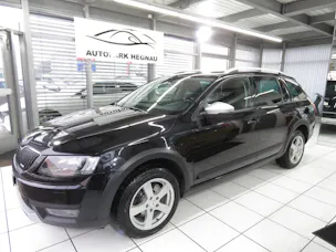 SKODA Octavia Combi 2.0 TDI Scout 4x4 DSG (Automat, AHK 1.8 t)