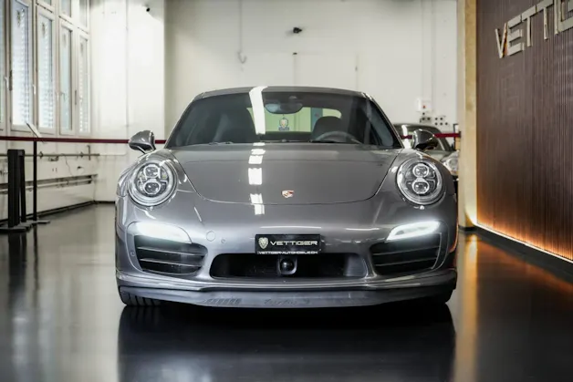 PORSCHE 911 Turbo S TECHART PDK