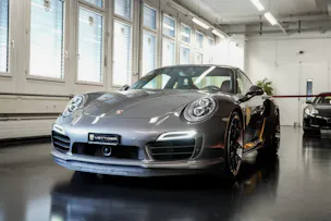 PORSCHE 911 Turbo S TECHART PDK