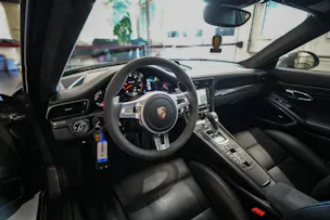 PORSCHE 911 Turbo S TECHART PDK