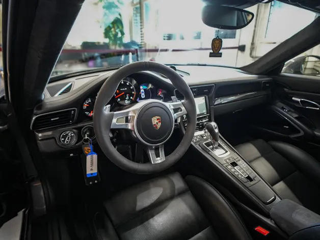 PORSCHE 911 Turbo S TECHART PDK