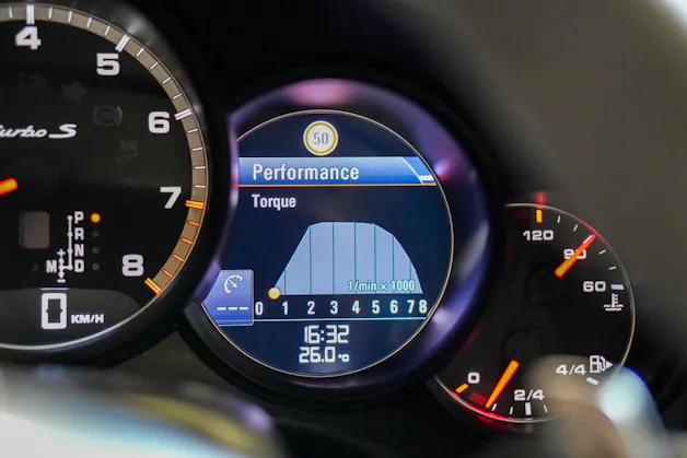 PORSCHE 911 Turbo S TECHART PDK