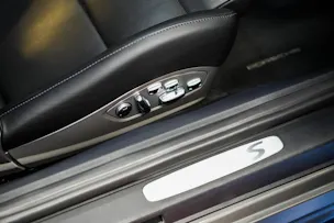PORSCHE 911 Turbo S TECHART PDK