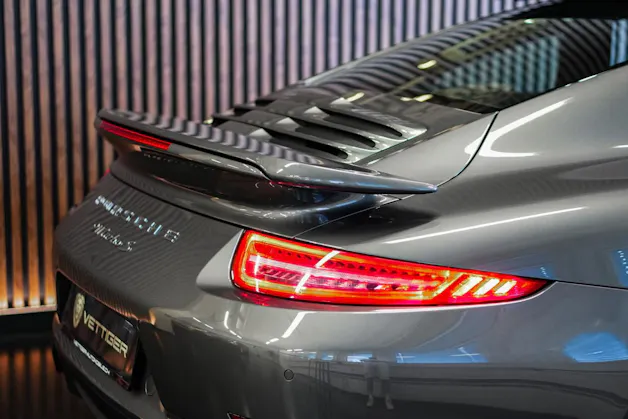 PORSCHE 911 Turbo S TECHART PDK