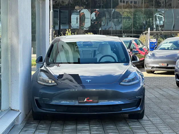 Tesla Model 3 Long Range Dual Motor AWD