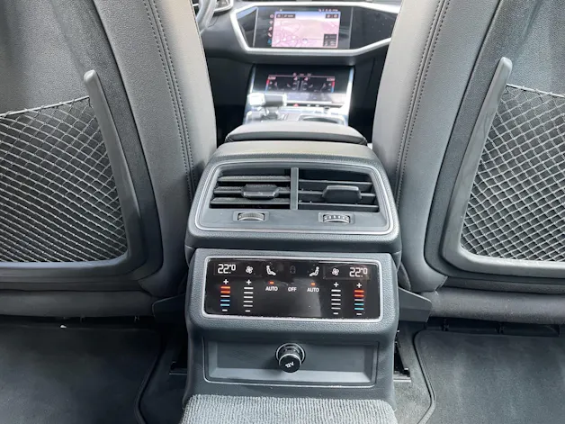 AUDI A6 Limousine 40 TDI Design quattro S-tronic CH-Fahrzeug | MATRIX LED | KAMERA | PARKASSISTENT |