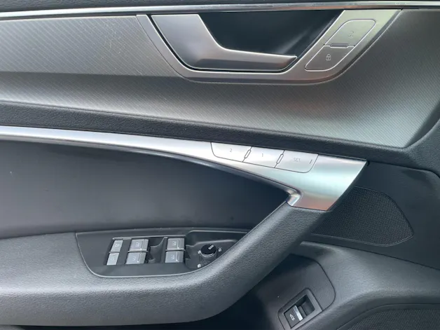 AUDI A6 Limousine 40 TDI Design quattro S-tronic CH-Fahrzeug | MATRIX LED | KAMERA | PARKASSISTENT |
