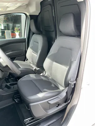 NISSAN Townstar EV45 kWh 22kW L2 Acenta mit Holzboden