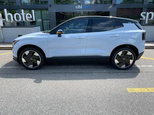 VOLVO EX30 E60 69kWh Single Motor Extended Range Plus