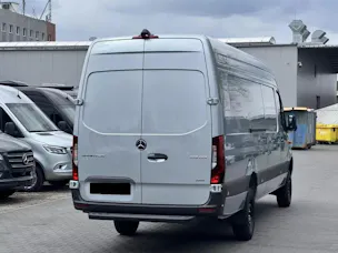 MERCEDES-BENZ Sprinter 319 CDI Lang 9G-TRONIC 4x4