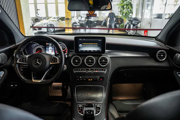 MERCEDES-BENZ GLC 43 AMG 4Matic 9G-Tronic