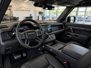 Land Rover Defender 110 425 V8 5.0 X AT8 4X4 426PS + Werksgarantie 03.2031