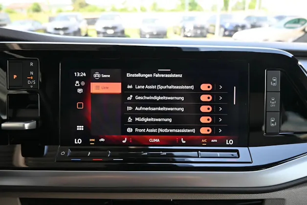 VW Multivan 2.0 TDI Life Edition DSG Lang 7-Plätzer + Elektr. AHK für 2000kg