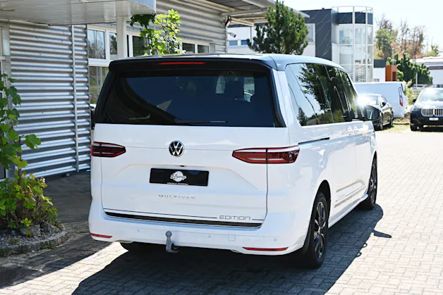 VW Multivan 2.0 TDI Life Edition DSG Lang 7-Plätzer + Elektr. AHK für 2000kg