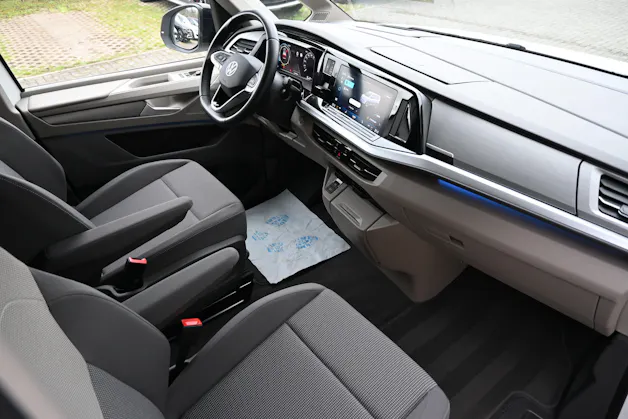 VW Multivan 2.0 TDI Life Edition DSG Lang 7-Plätzer + Elektr. AHK für 2000kg