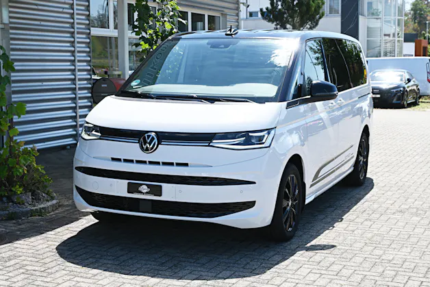VW Multivan 2.0 TDI Life Edition DSG Lang 7-Plätzer + Elektr. AHK für 2000kg
