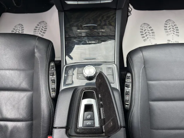 MERCEDES-BENZ E 350 7G-Tronic