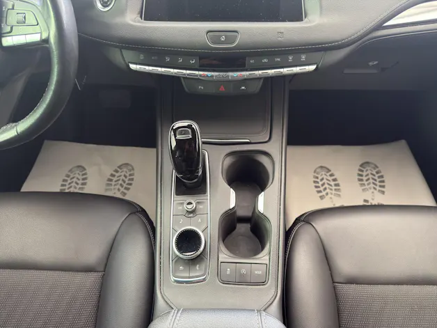 CADILLAC XT4 350D 2.0 Premium Luxury Automat