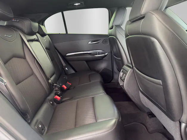 CADILLAC XT4 350D 2.0 Premium Luxury Automat