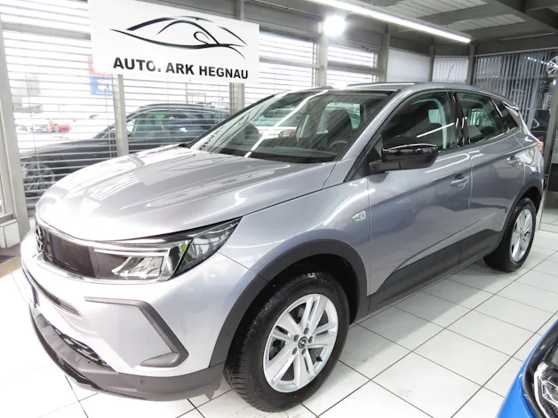 OPEL Grandland 1.2i TP Edition Automatik