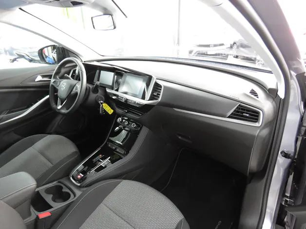 OPEL Grandland 1.2i TP Edition Automatik