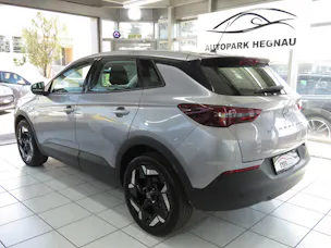 OPEL Grandland 1.2i TP Edition Automatik