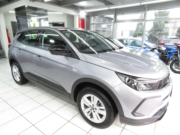 OPEL Grandland 1.2i TP Edition Automatik