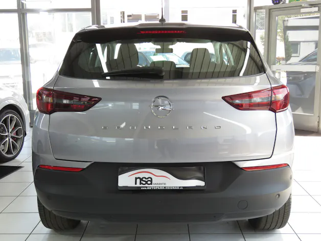 OPEL Grandland 1.2i TP Edition Automatik