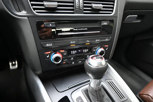 AUDI SQ5 3.0 V6 TDI quattro tiptronic 313PS