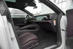 PORSCHE Macan 4 100kWh