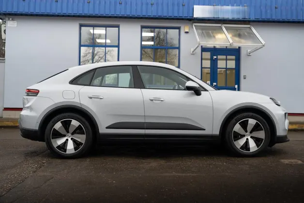 PORSCHE Macan 4 100kWh
