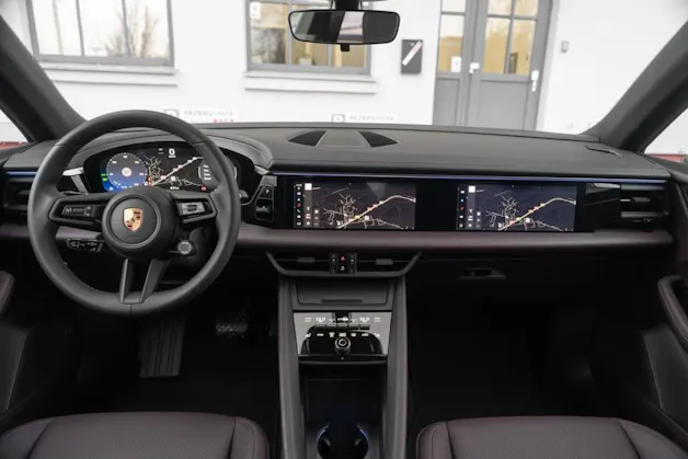 PORSCHE Macan 4 100kWh