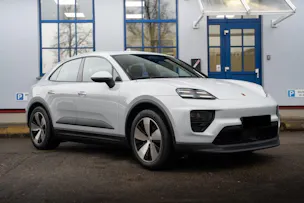 PORSCHE Macan 4 100kWh