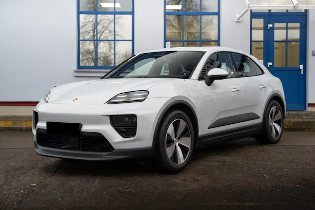 PORSCHE Macan 4 100kWh