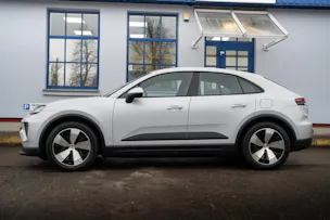PORSCHE Macan 4 100kWh