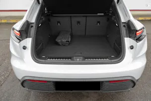 PORSCHE Macan 4 100kWh