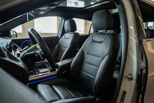 MERCEDES-BENZ GLA 250 AMG Line 8G-DCT