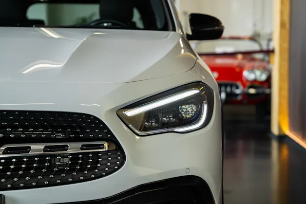 MERCEDES-BENZ GLA 250 AMG Line 8G-DCT