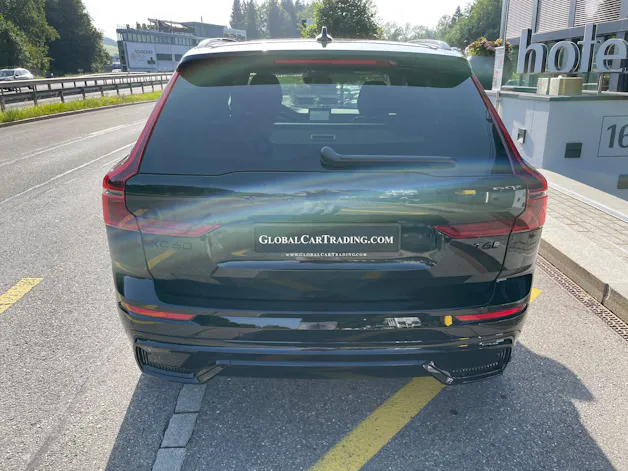 VOLVO XC60 T6 eAWD PluginHybrid Ultra Dark Geartronic
